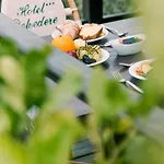 Belvedere Hotel 3*