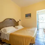 Belvedere Hotel 3*