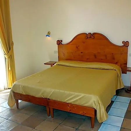 Belvedere Hotel 3*